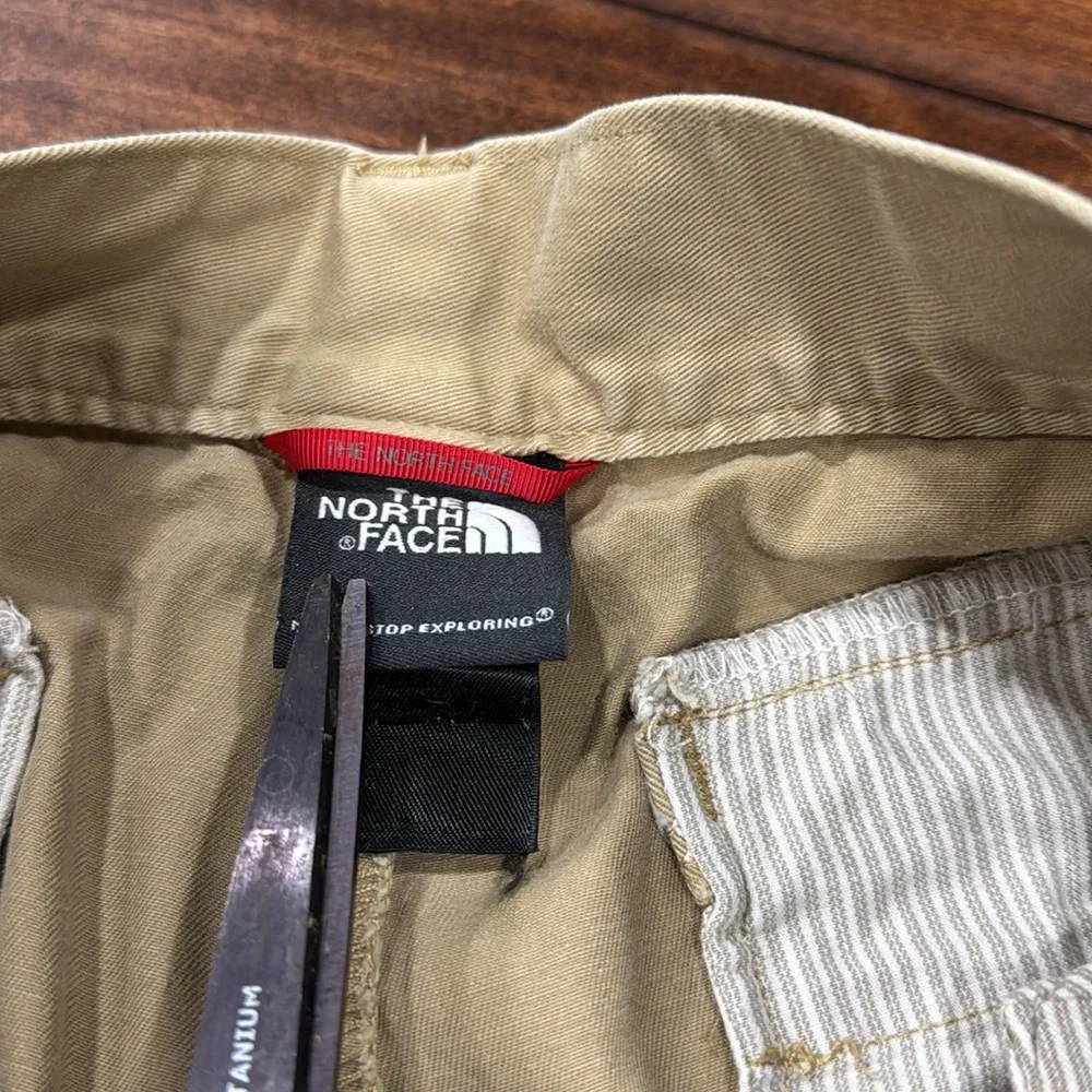 The North Face Men's Beige Flat Front Shorts
